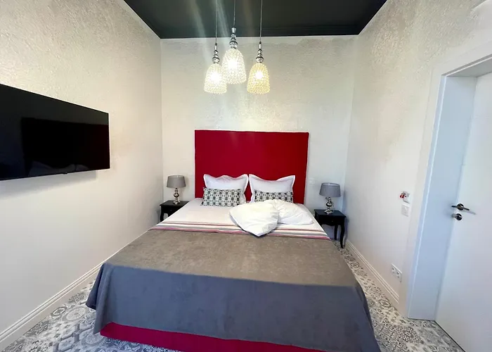 Regina Bed&wine Otel *